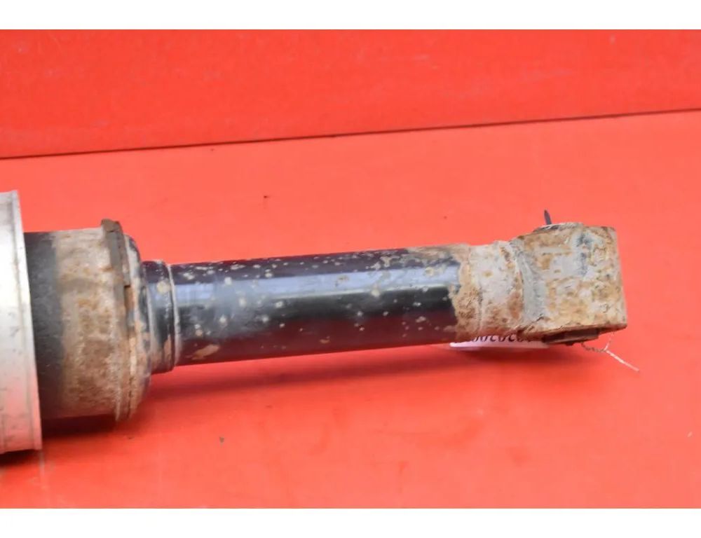 LAND ROVER Range Rover Sport 1 generation (2005-2013) Ľavý predný tlmič nárazov RNB501310 32852729