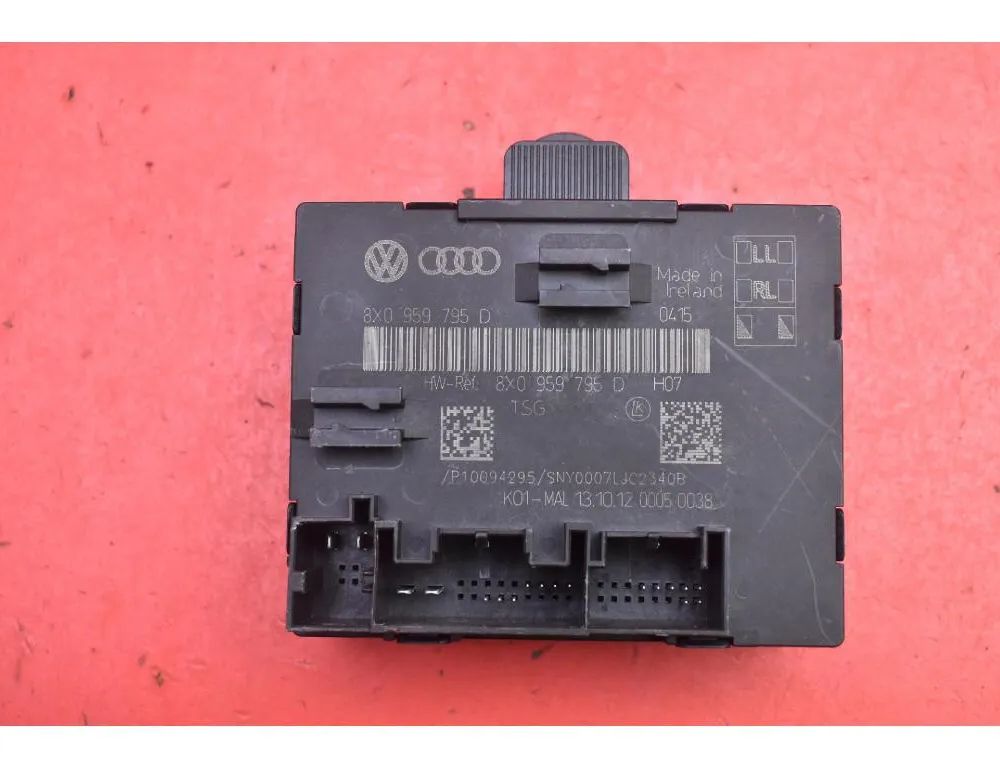 SKODA Superb 2 generation (2008-2015) Engine Control Unit ECU 8X0959795D 32948588