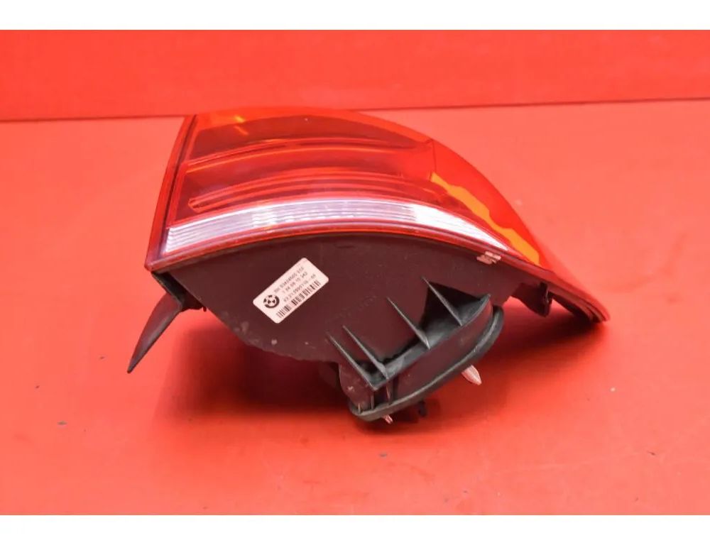 BMW X1 F48/F49 (2015-2023) Pravé zadné svetlo 03424500 32948755