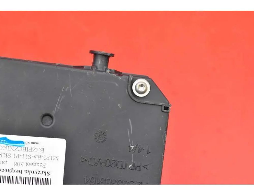 PEUGEOT 508 1 generation (2010-2020) Pojistková skrinka 9665547580 32991963