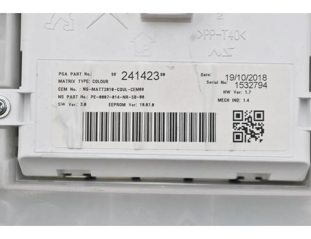 PEUGEOT 2008 2 generation (2019-2023) Speedometer 9824142380 33094965