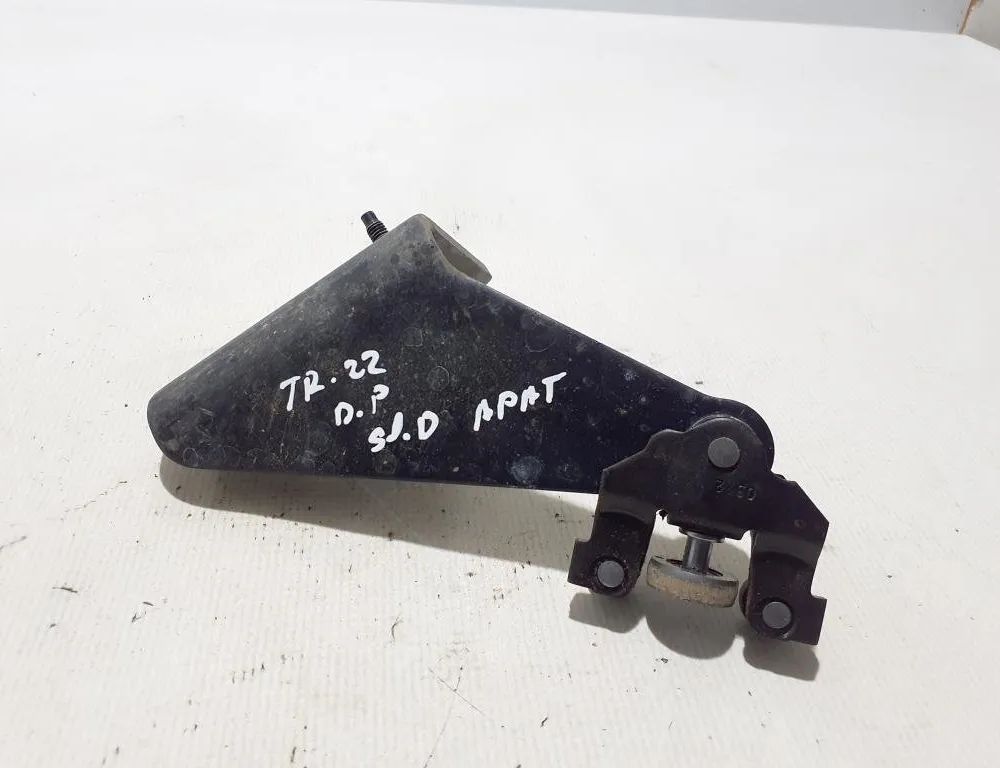 RENAULT Trafic 3 generation (2014-2023) Нижний кронштейн раздвижной двери 745965439R 25312218