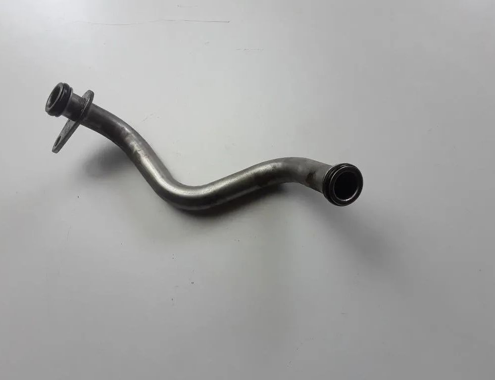 AUDI Q2 1 generation (2016-2024) Трубка смазки турбины 04C145735C 30486613