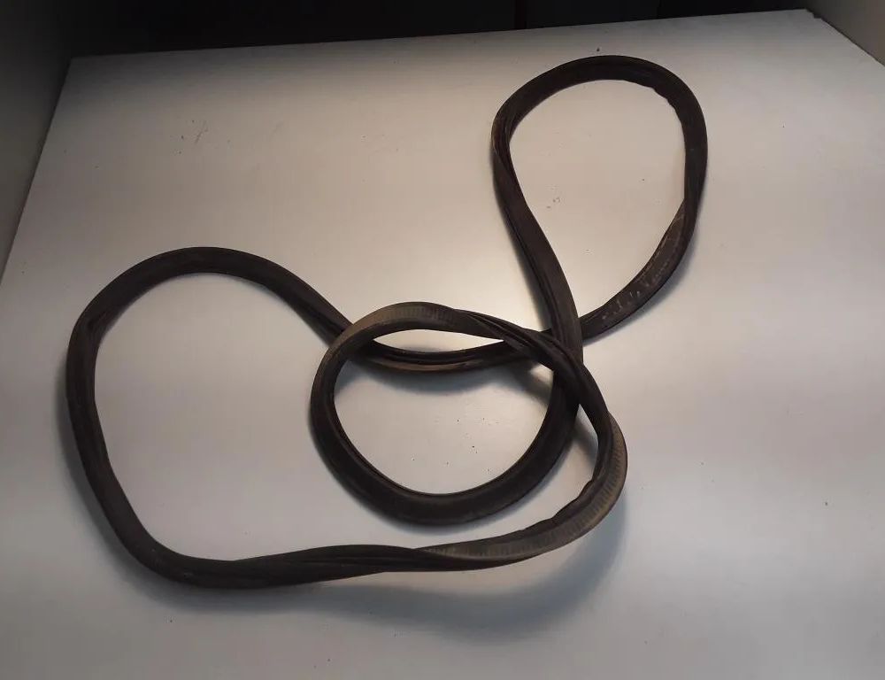 SKODA Kamiq 1 generation (2019-2023) Tesniaca guma zadných dverí (na karosérii) 658827705 33074944