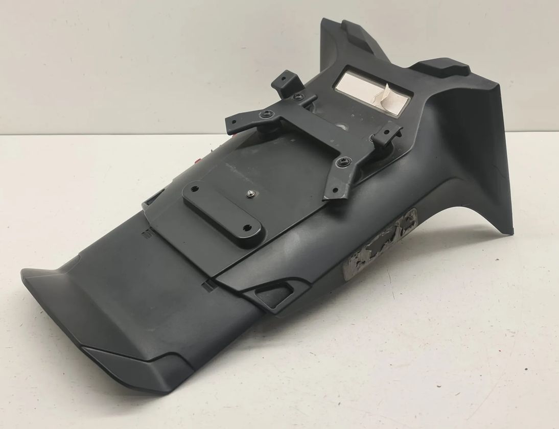 BMW K Držiak na evidenčné číslo 7709493,46627709493,7691240,46627691240 32859176