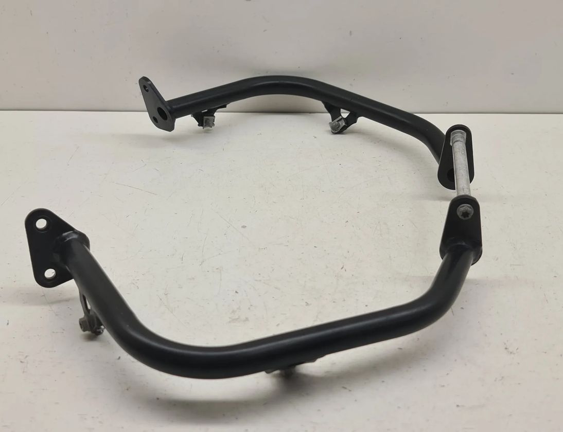 BMW F Ostatné časti rámu 33014348