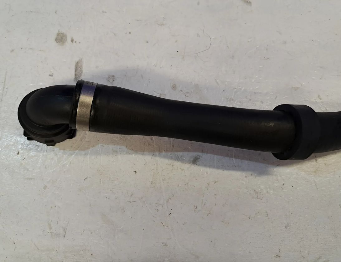 VOLVO XC90 2 generation (2014-2024) Шланги охлаждающей жидкости 32252070,31439753 28148278