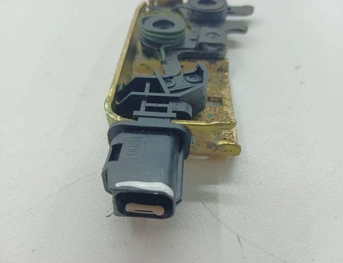 CHRYSLER Voyager 4 generation (2001-2007) Замок боковых левых дверей 050922A1,3485 26417521