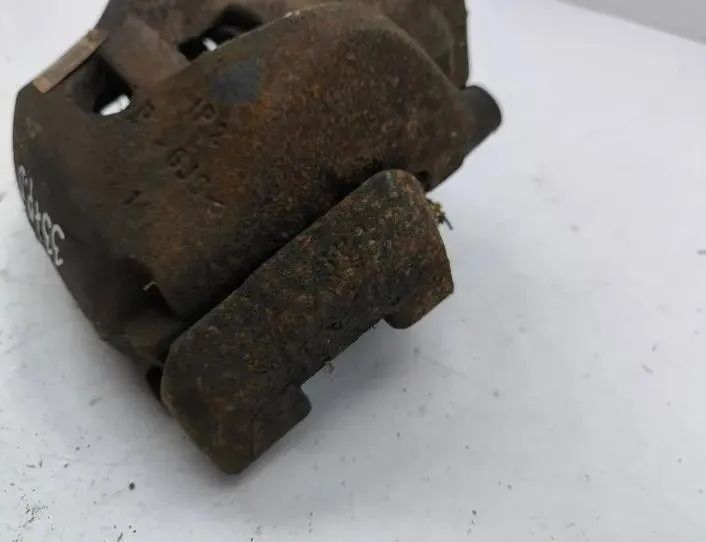 CITROËN C4 2 generation (2010-2024) Pravý predný strmeň brzdy 26427612