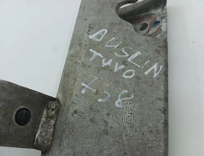 SAAB 9-7X 1 generation (2005-2009) Exhaust Hanger Bracket 26471390