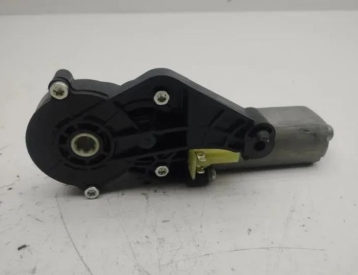 MERCEDES-BENZ M-Class W164 (2005-2011) Front Right Seat Control  Motor 820648024 26480870