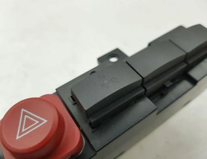 OPEL Antara 1 generation (2006-2015) кнопка опасности 96673013 26511592