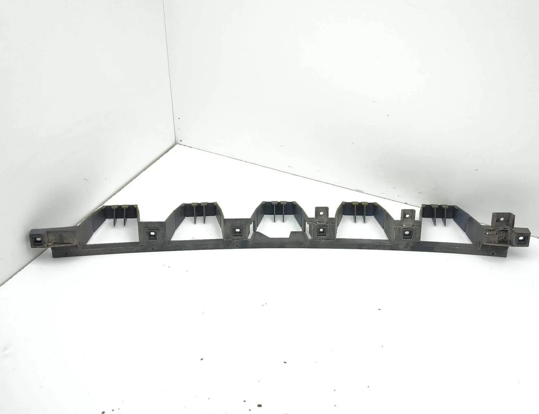 VOLVO V50 1 generation (2003-2012) Левый держатель заднего бампера 30763014 29878113