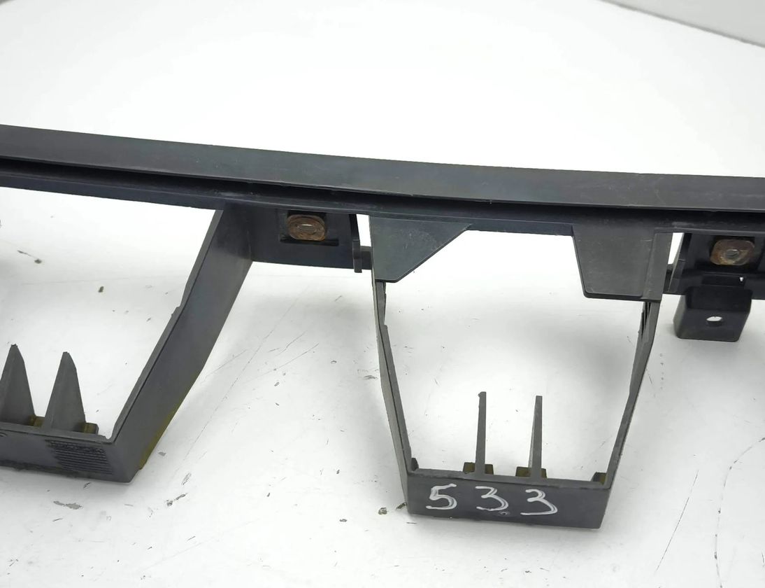 VOLVO V50 1 generation (2003-2012) Левый держатель заднего бампера 30763014 29878113