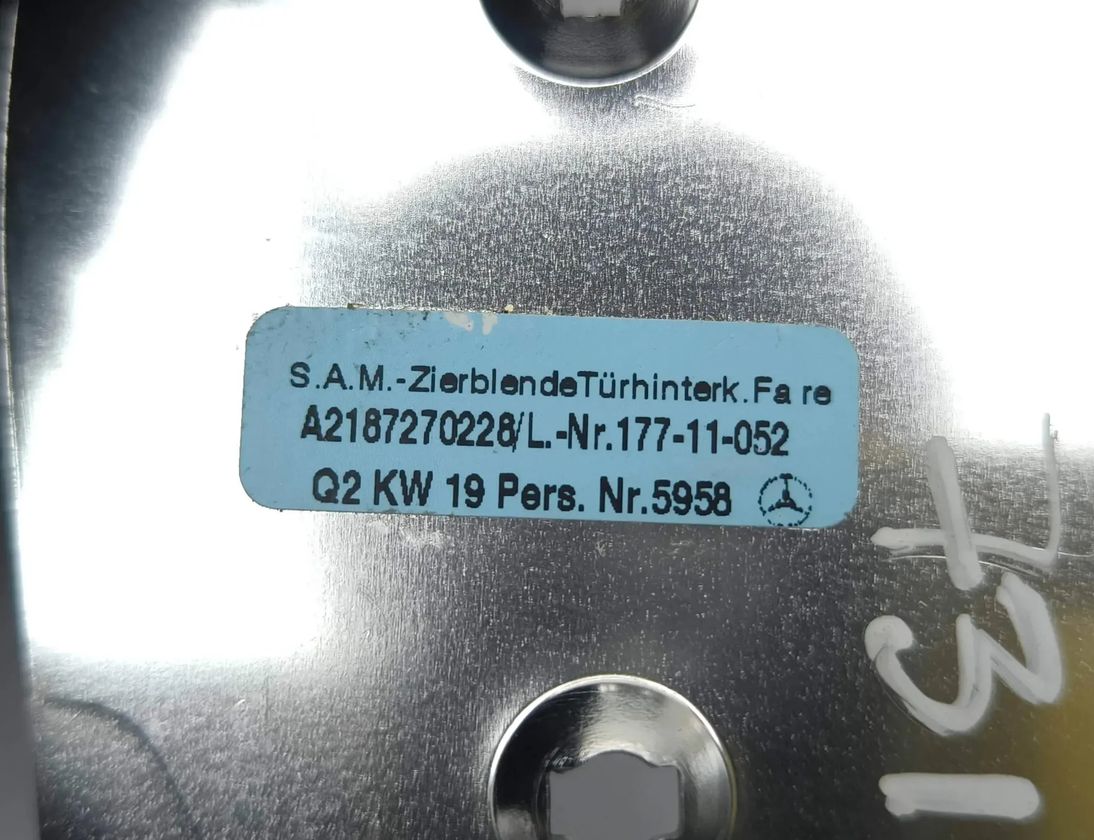 MERCEDES-BENZ CLS-Class C218/X218 (2011-2017) Панель правой передней двери N5958,A2187270228 29922295