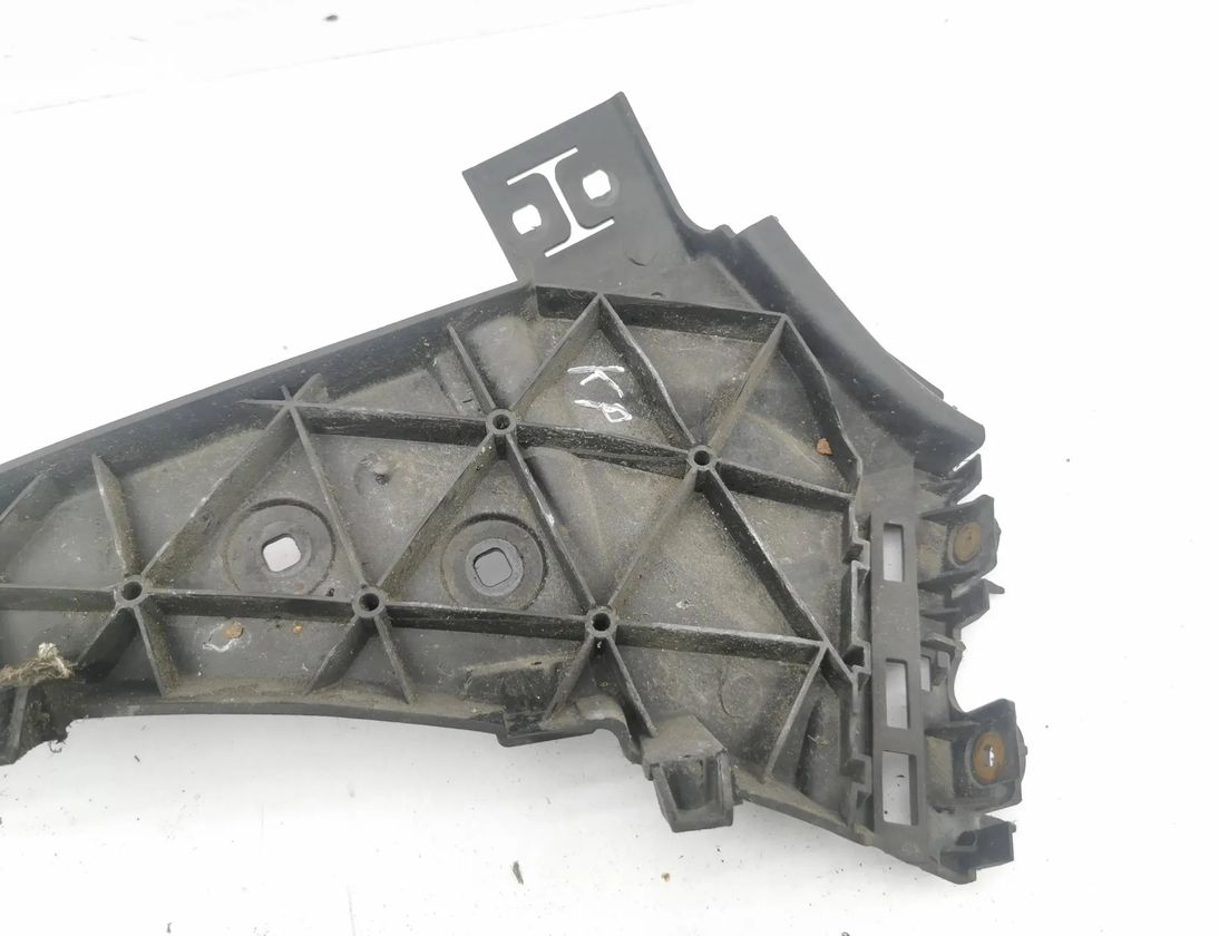 AUDI Q7 4M (2015-2024) Pravý predný držiak nárazníka 29946134