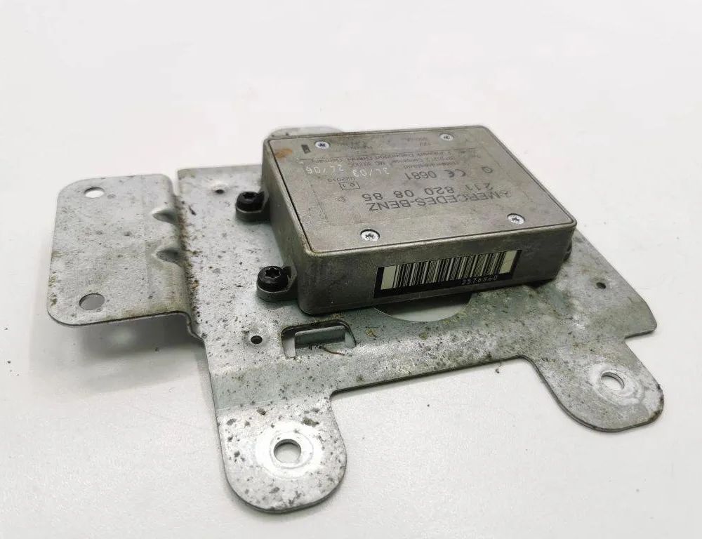 MERCEDES-BENZ R-Class W251 (2005-2017) Антенный модуль 09760300,2118200885 30707089