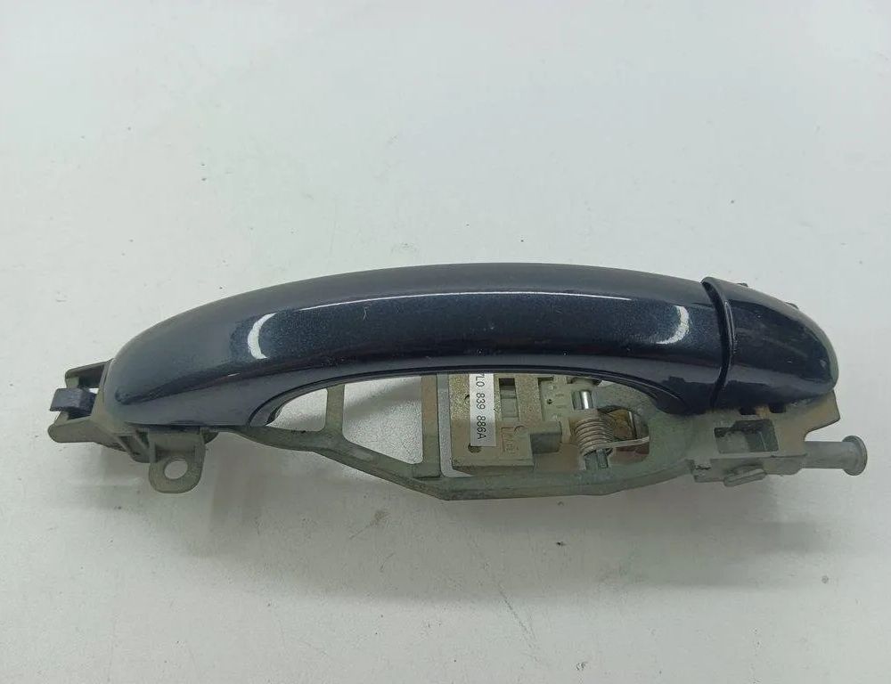 VOLKSWAGEN Touareg 1 generation (2002-2010) Наружная ручка задней правой двери 7L0839886A 31133490