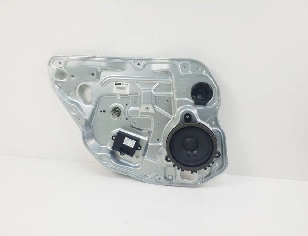 VOLVO V70 2 generation (2000-2008) Zdvíhač pravého zadného dverového okna 2570433491755065,983041102 31136633