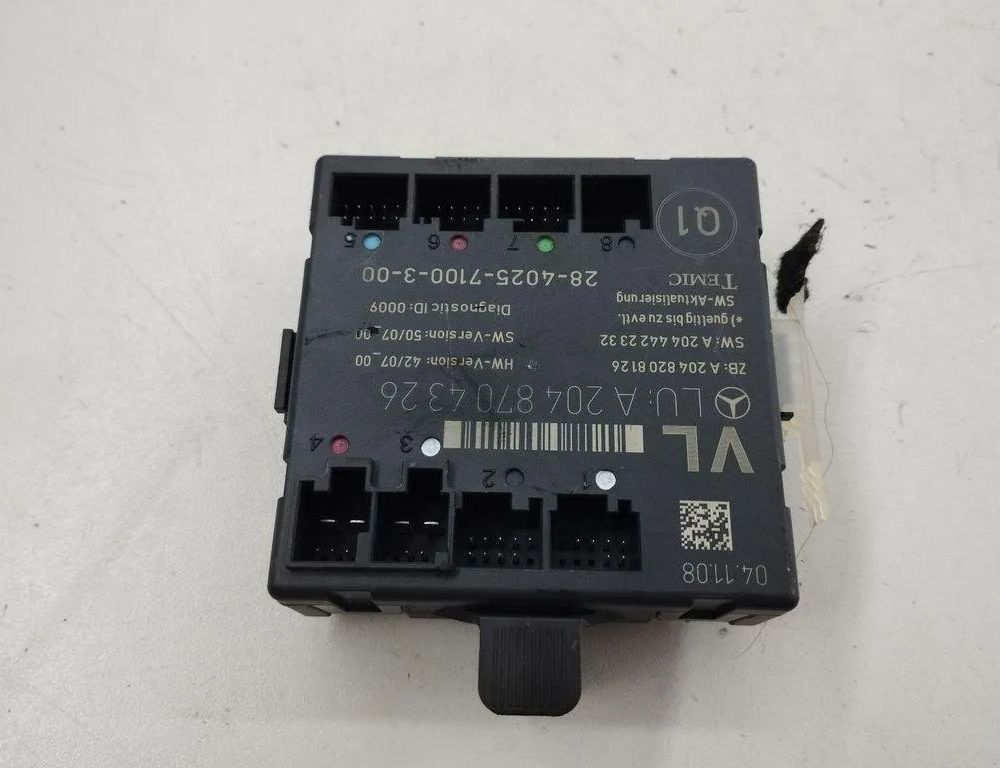 MERCEDES-BENZ C-Class W204/S204/C204 (2004-2015) Ovládacia jednotka ľavých zadných dverí A2048704326 31165526