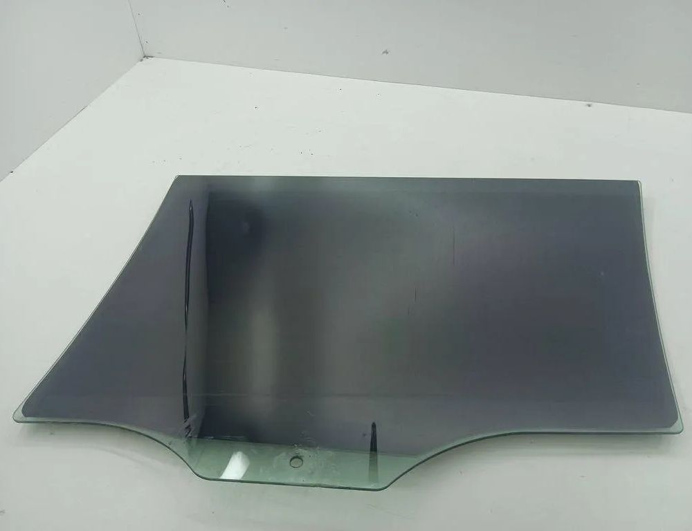 OPEL Vectra C (2002-2005) Стекло задней праой двери 43R00082 31170754