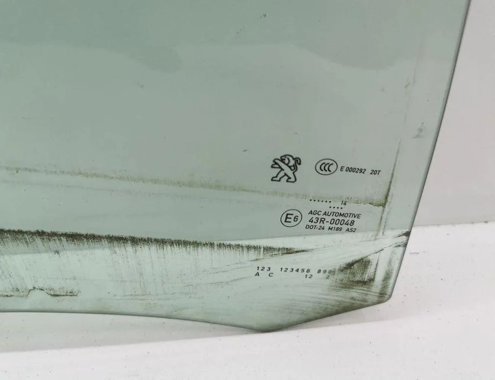 PEUGEOT 308 T9 (2013-2021) Стекло задней праой двери E00029220T,E643R00048 31174112