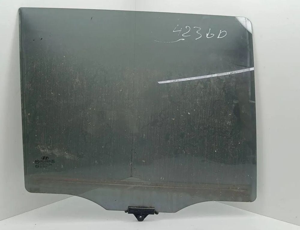 HYUNDAI Santa Fe CM (2006-2013) Rear Right Door Window Glass 43R000385 31177136
