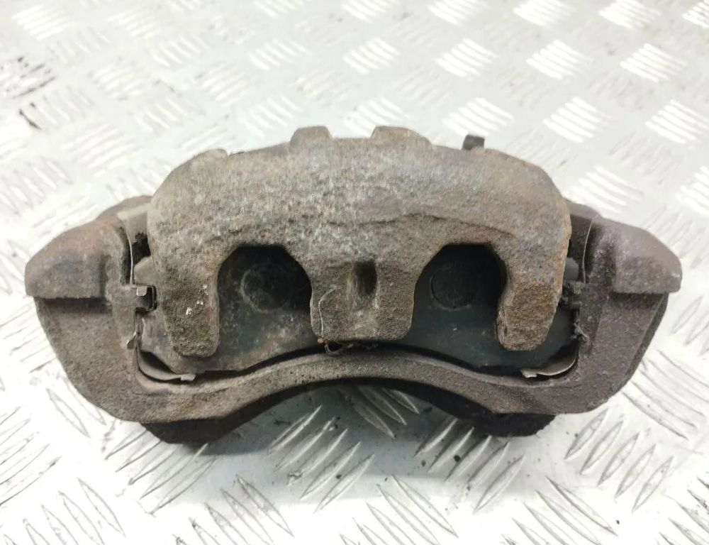 CITROËN C-Crosser 1 generation (2007-2013) Ľavý predný brzdový strmeň 31179412