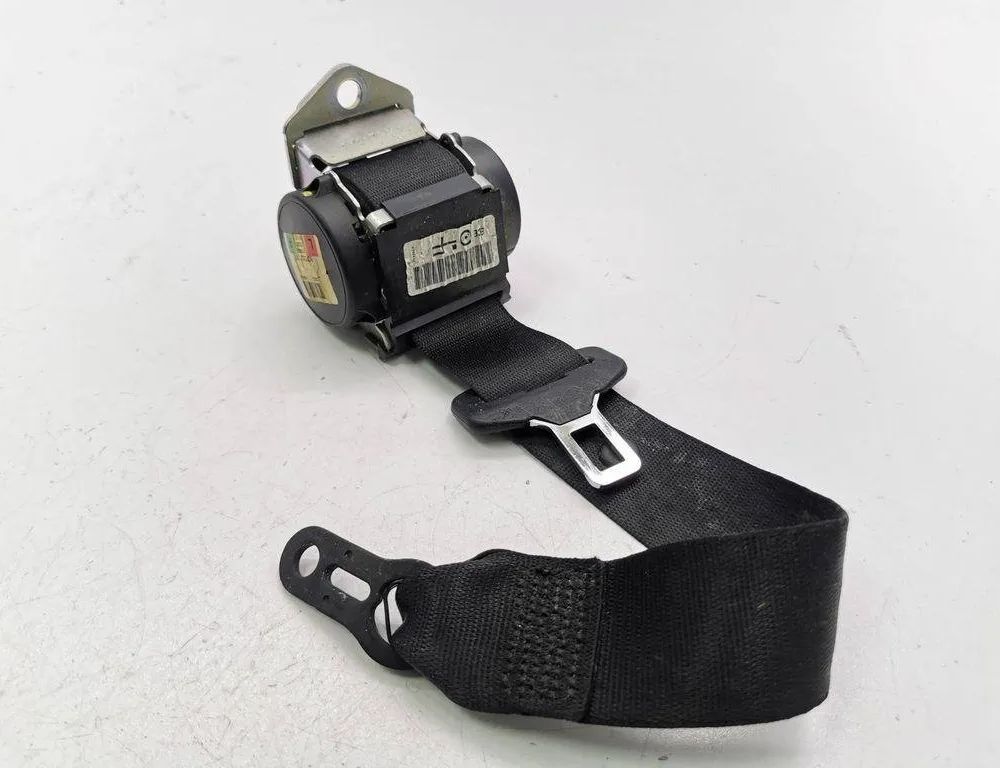 BMW 1 Series E81/E82/E87/E88 (2004-2013) Pravý zadný bezpečnostný pás 607051100B 31181986