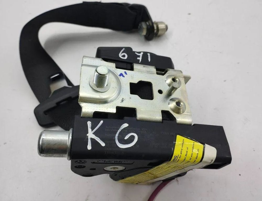 MASERATI Quattroporte 5 generation (2003-2012) Rear Left Seatbelt 33016311D 31184122