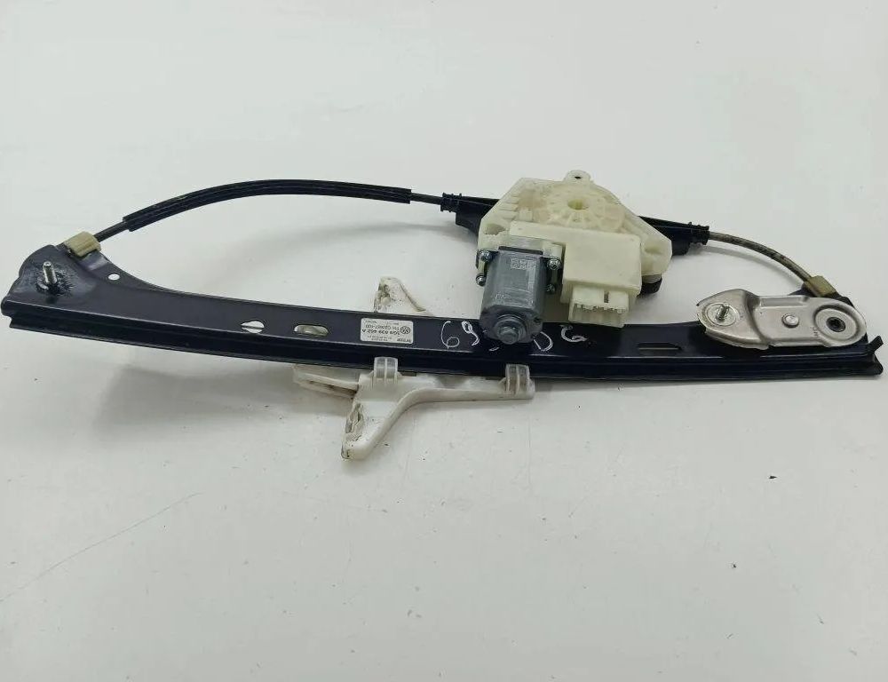VOLKSWAGEN Passat B7 (2010-2015) Стеклоподъемник задней правой двери 3G9839462A 31184811