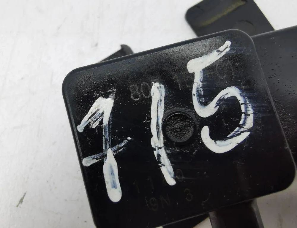 BMW 5 Series F10/F11 (2009-2017) DPF Pressure Sensor 7807152 31187567