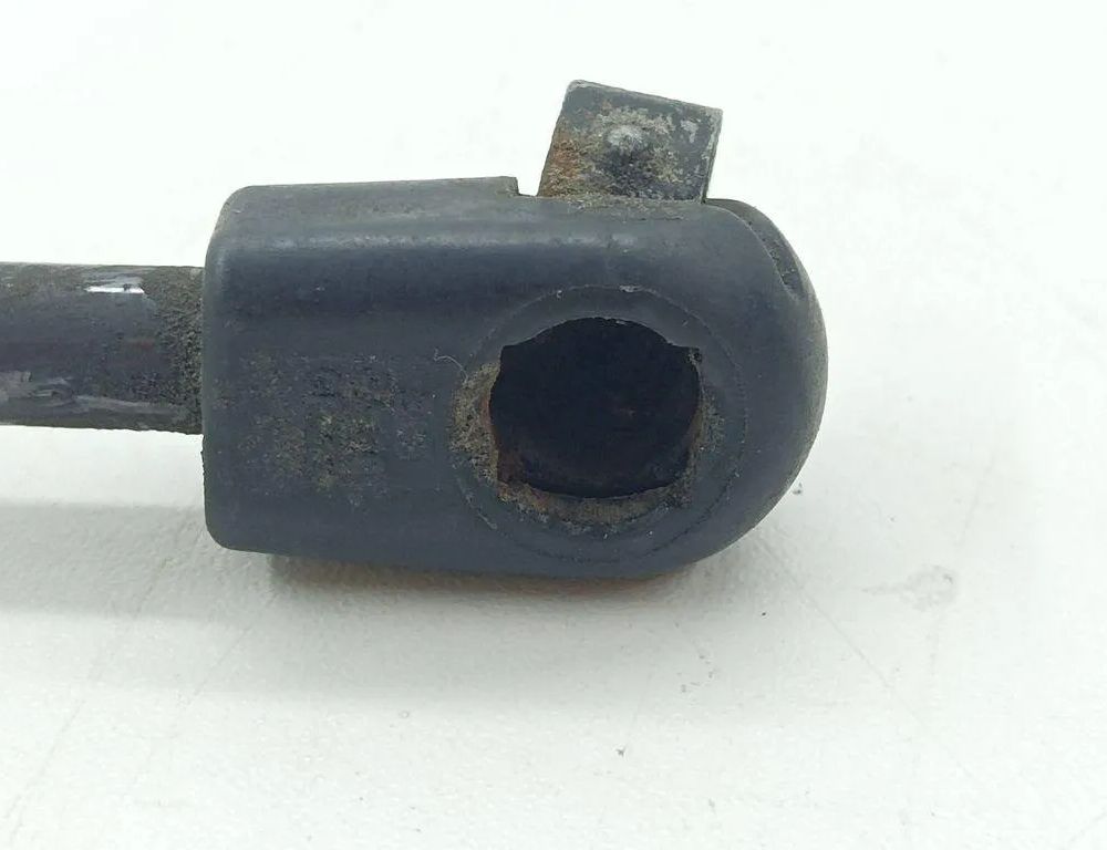 SAAB 9-7X 1 generation (2005-2009) Амортизатор капота передний правый 15798003 31189273