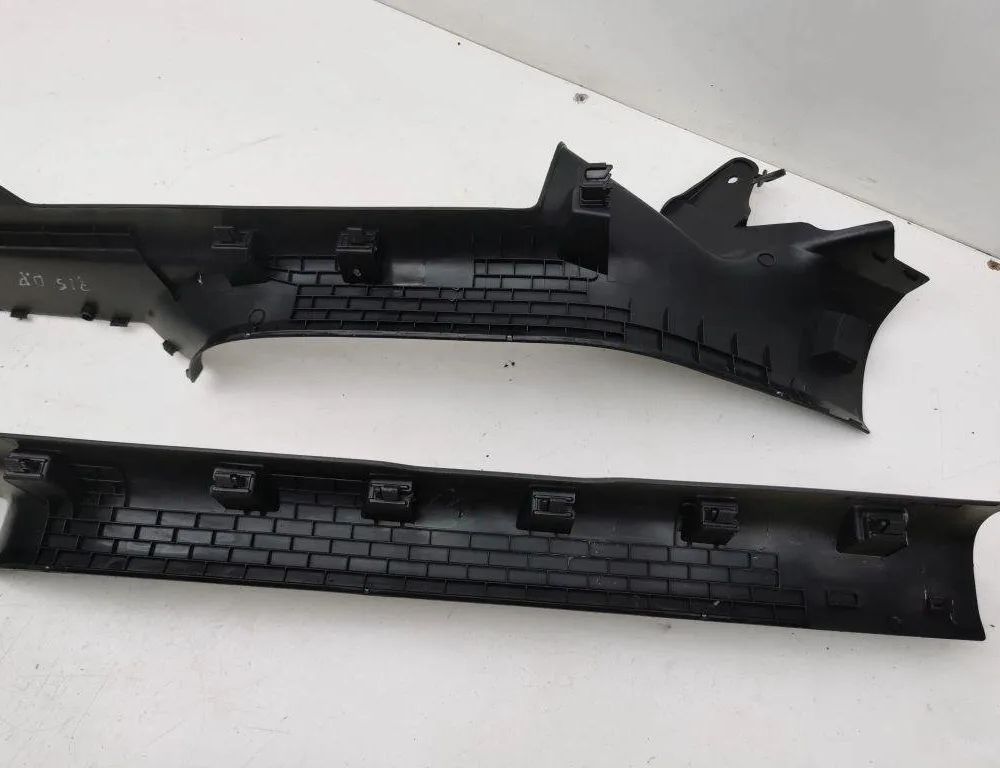 AUDI A1 GB (2018-2024) Ľavý predný dverový panel 82G853372,82G853371 31195696