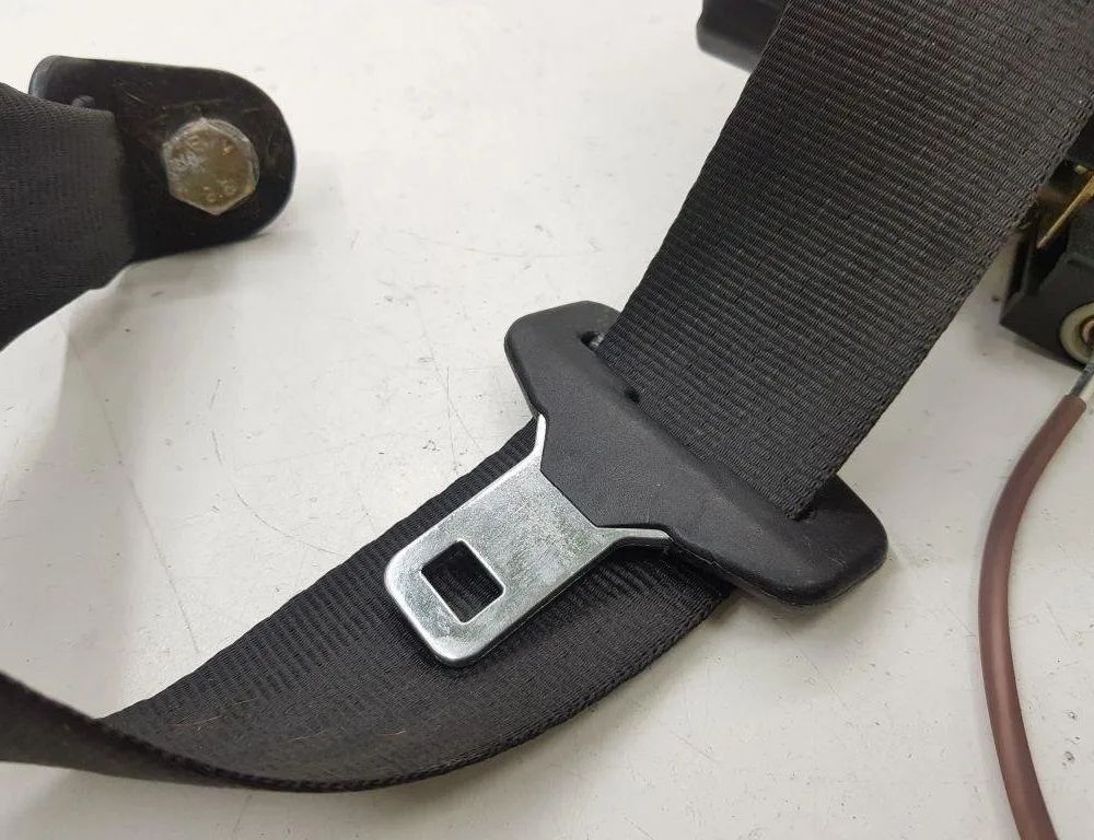 MASERATI Quattroporte 5 generation (2003-2012) Rear Left Seatbelt 33045978 31204804