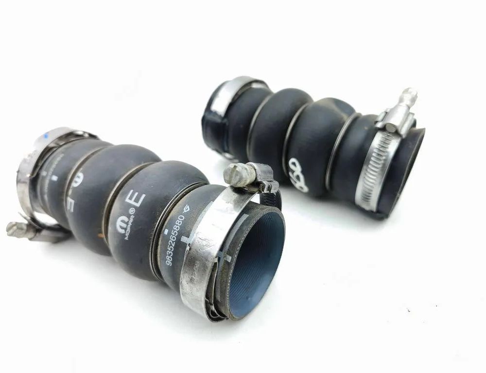 PEUGEOT 2008 2 generation (2019-2023) Intercooler hadica 9835265880 32747813