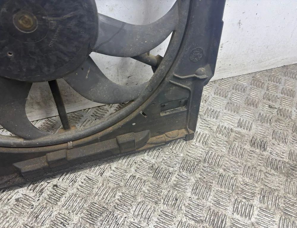 BMW X5 E70 (2006-2013) Engine Cooling Fan Radiator 77665690 32855011