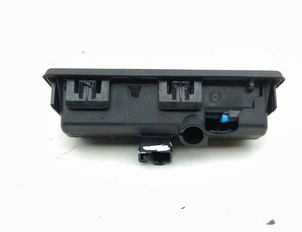AUDI Q3 F3 (2018-2024) Кнопка открывания задней крышки 6V0827566,32019,081241 32975749