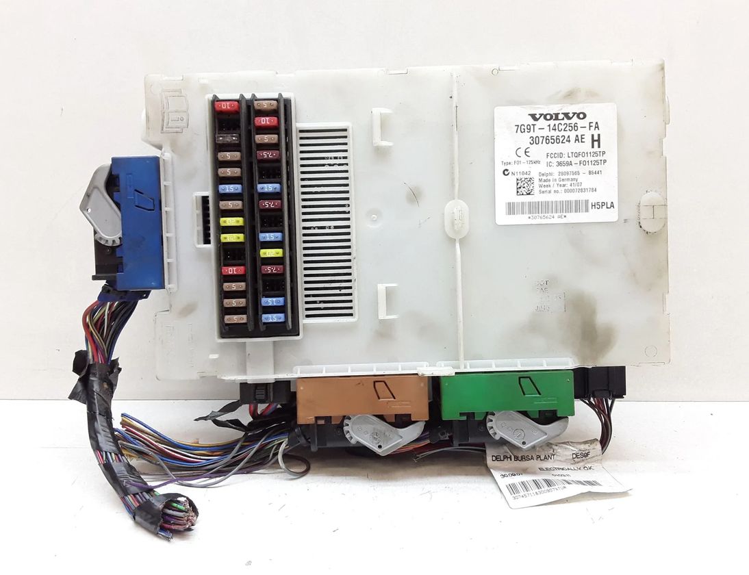 VOLVO V70 3 generation (2007-2020) Блок предохранителей 7G9T14C256FA,30765624AE 23591945