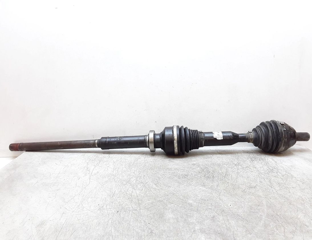 VOLVO XC70 3 generation (2007-2020) Front Right Driveshaft P30711430 23597875