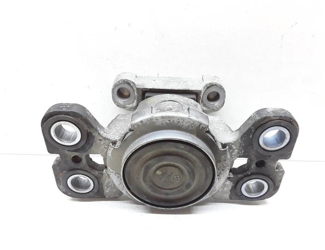 VOLVO V70 3 generation (2007-2020) Front engine mount 6G927M121NF 23602595