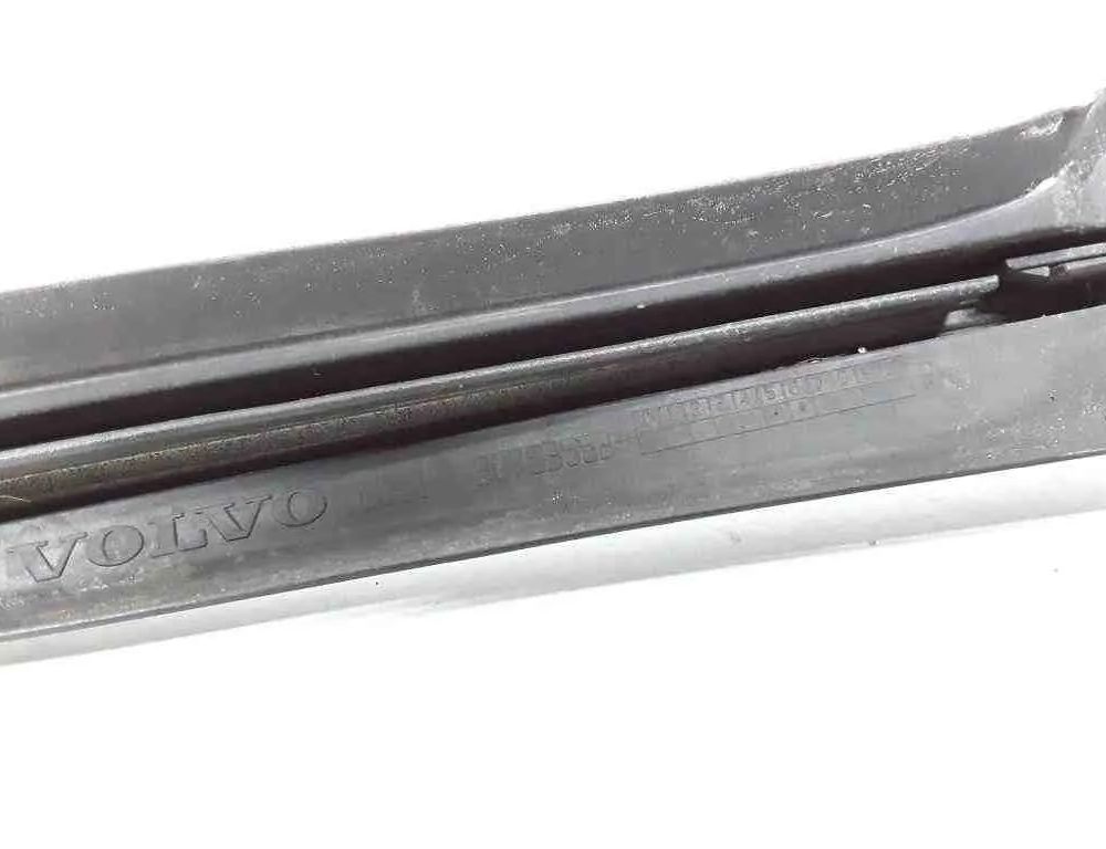 VOLVO XC70 2 generation (2000-2007) Panel skrutkovania 30753553 32647356