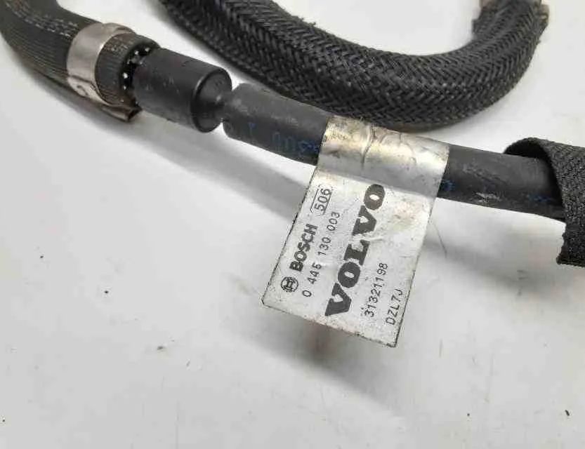 VOLVO V70 3 generation (2007-2020) Fuel return pipe 31321198,0445130003 32653050