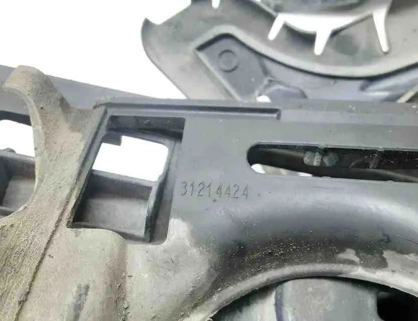 VOLVO V70 3 generation (2007-2020) Radiator air diverter 31323243,30678190,31214423,31217065,31214424,30796389,30796390 32657240