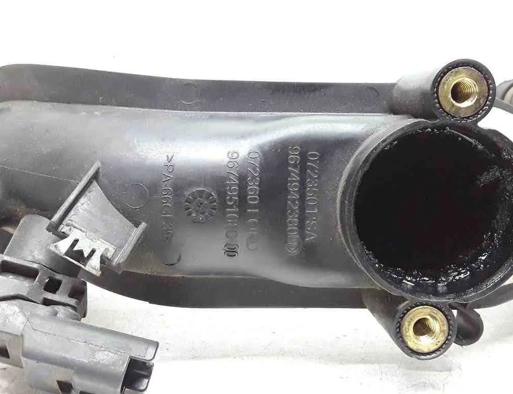 VOLVO V40 Cross Country 1 generation (2012-2020) Intercooler Hose Pipe 9663480880,9674951680,9674942380 32657408