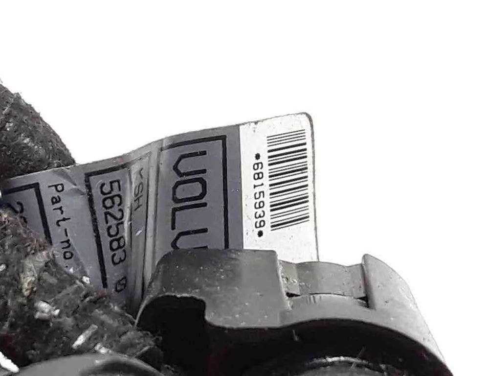 VOLVO V60 1 generation (2010-2020) Pravá predná spona na sedadle 8630467,6815939,605793600F 32657734