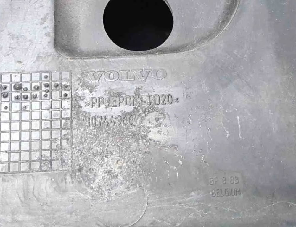 VOLVO V50 1 generation (2003-2012) Front Reinforcement Bar 30744966,30744965 32660781