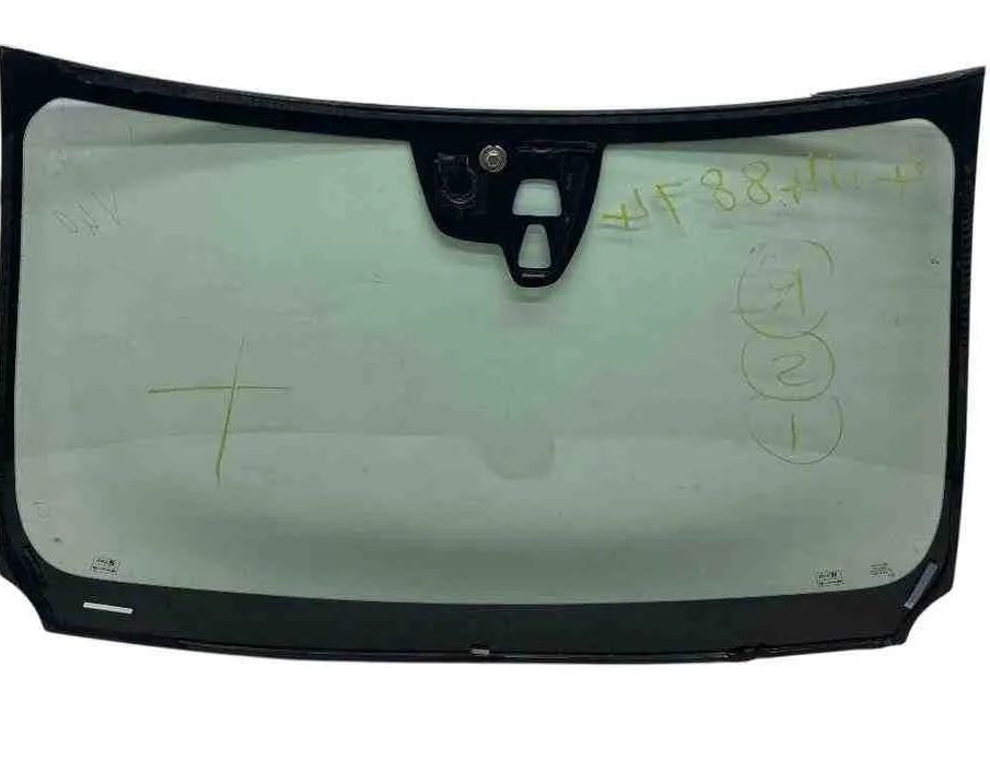 VOLVO V40 Cross Country 1 generation (2012-2020) Front Windshield 32667480