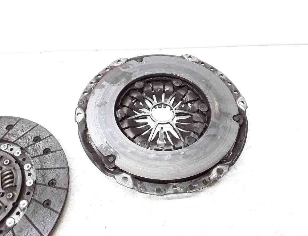 VOLVO XC70 2 generation (2000-2007) Clutch Kit 30783021,8689859,4N517550HB,4N516477FA,8675078 32668970