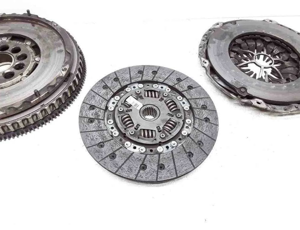 VOLVO XC70 2 generation (2000-2007) Clutch Kit 30783021,8689859,4N517550HB,4N516477FA,8675078 32668970